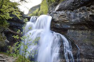 Cascada de la Cueva en el P.N. de Ordesa